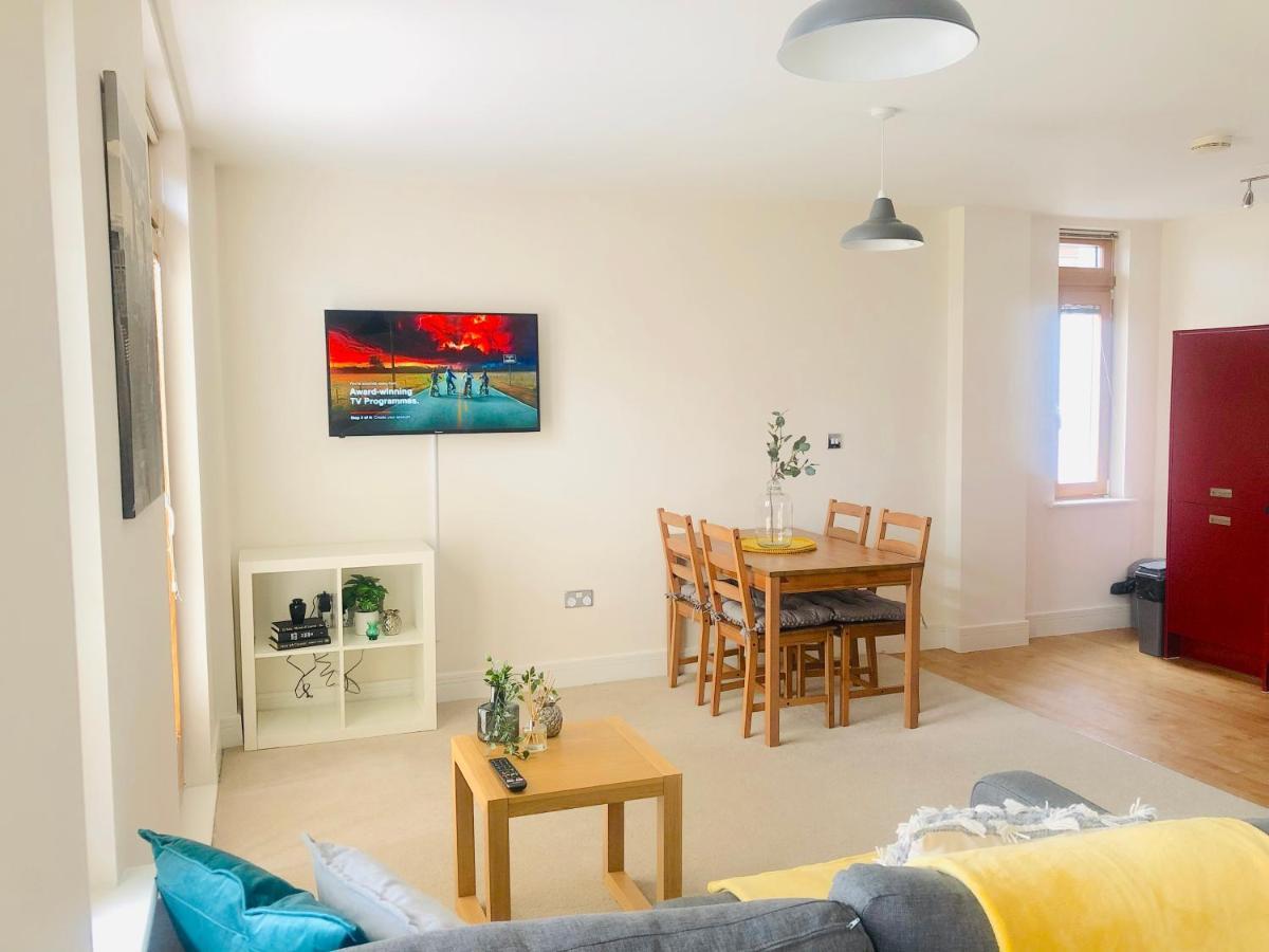 Centre Of Birmingham, 2 Bedroom - Perfect For Families, Group, Or Business Екстериор снимка