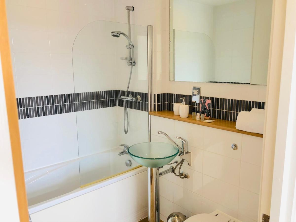 Centre Of Birmingham, 2 Bedroom - Perfect For Families, Group, Or Business Екстериор снимка